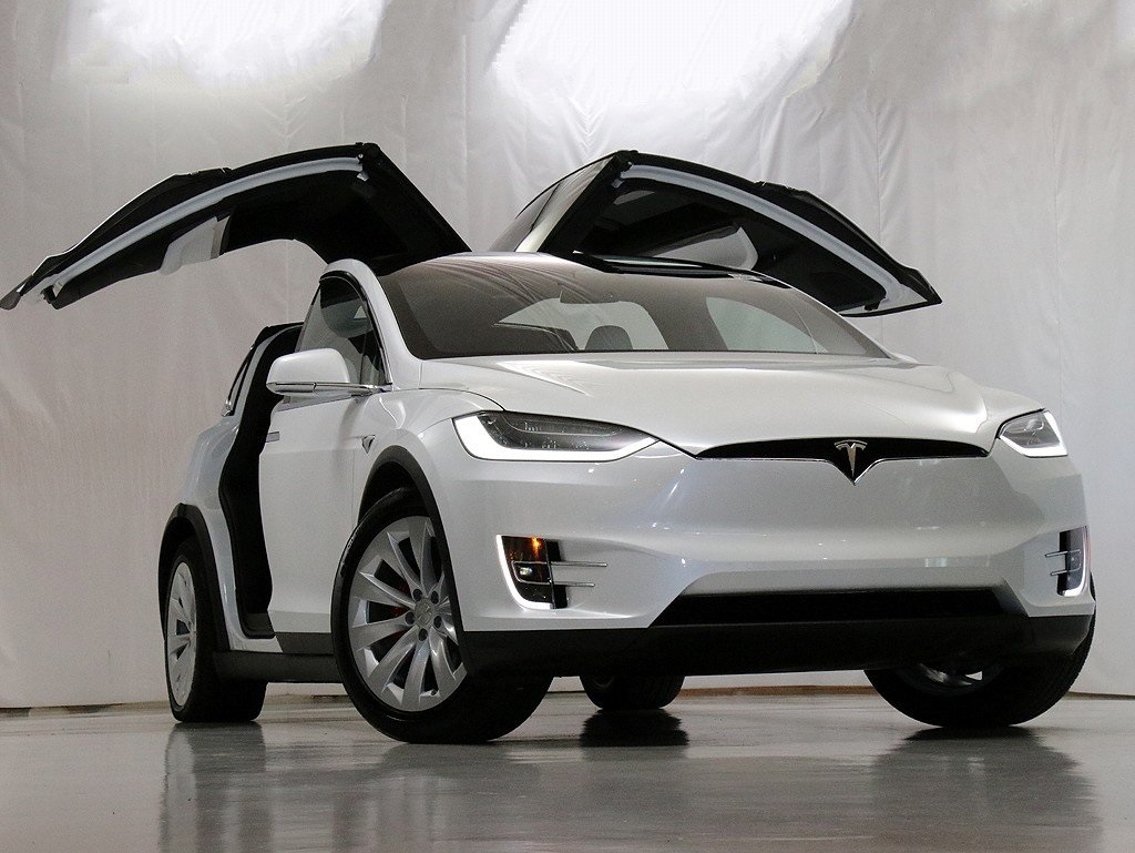 Tesla model x performance