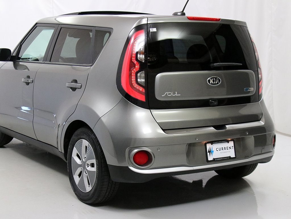 Pre-Owned 2017 Kia Soul EV Plus | 93 Mile Range 4D Hatchback In ...